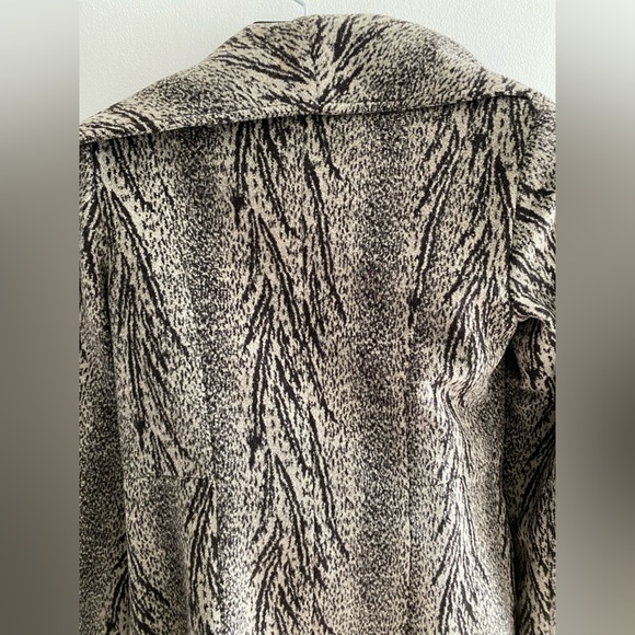 Kat Von D Los Angeles beautiful coat size 6 is, eu 38. Great condition! - Picture 4 of 11